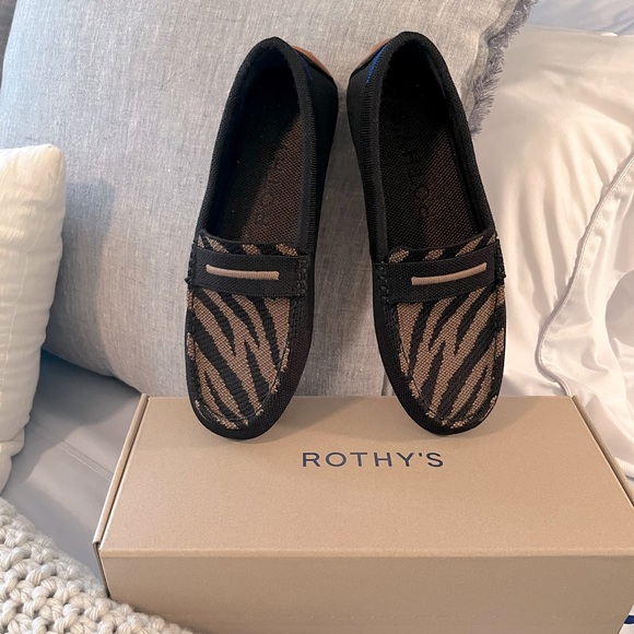 Rothy’s The Driver in Dark Zebra - Picture 2 of 5